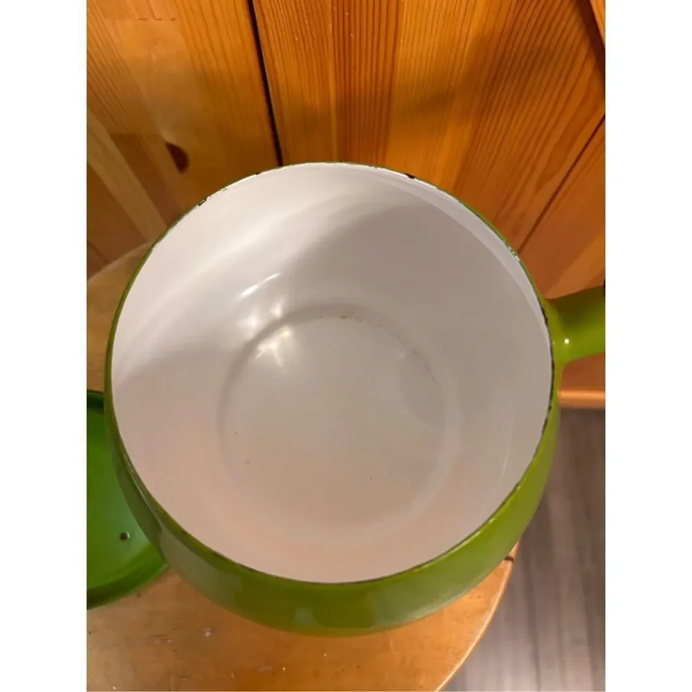 Vintage 1960’s GREEN 2 QT Fondue Pot (7700)
